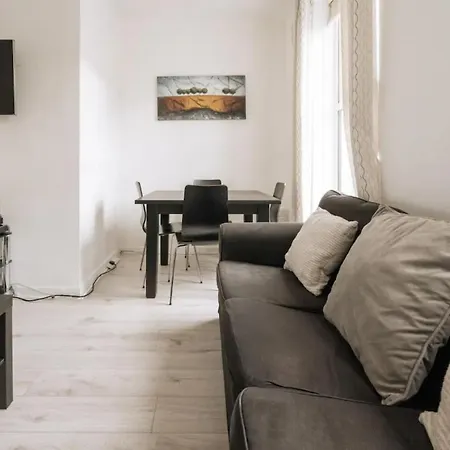 Apartment Comfortable & Cosy 2bd Flat In Dublin
