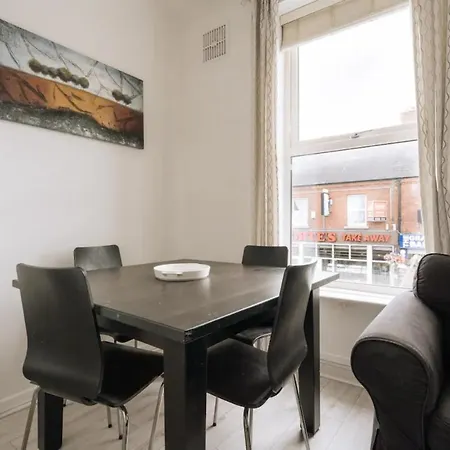 Apartment Comfortable & Cosy 2bd Flat In *
