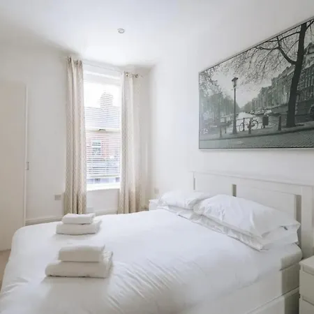 Apartment Comfortable & Cosy 2bd Flat In *